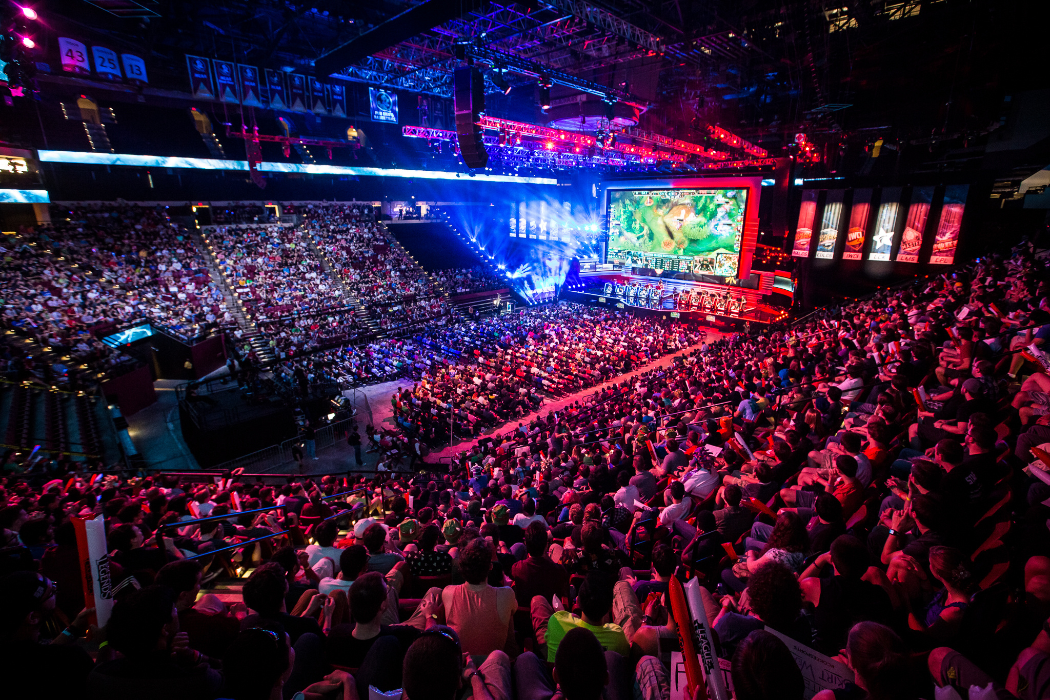 通过引入赞 通过引入赞